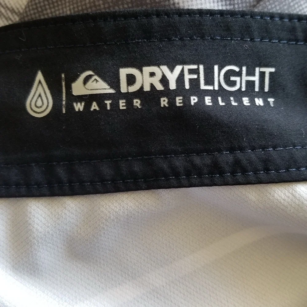 Quiksilver Men's Dryflight Highline Lava Slash Swim Board Shorts‎ Sz. 34